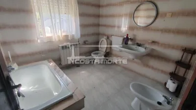 House in Cee photo 12