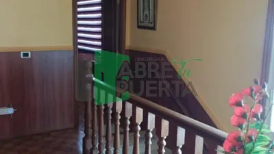 Chalet en venta en San Cibrao Das Viñas, San Cibrao Das Viñas (Capital). Municipio de San Cibrao das Viñas de 220.000 €