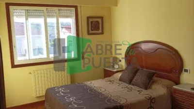 Chalet en venta en San Cibrao Das Viñas, San Cibrao Das Viñas (Capital). Municipio de San Cibrao das Viñas de 220.000 €