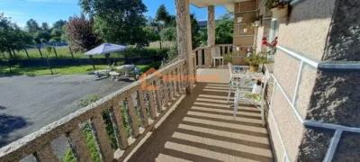Chalet in San Cibrao Das Viñas photo 8