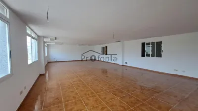Nave industrial en venta en Rúa Parroquia de Ouces - Más