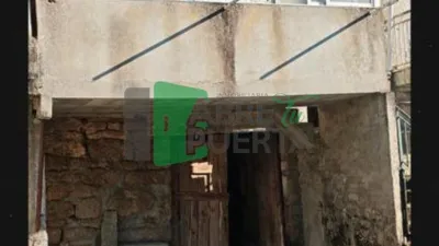 House in San Cibrao Das Viñas photo 2