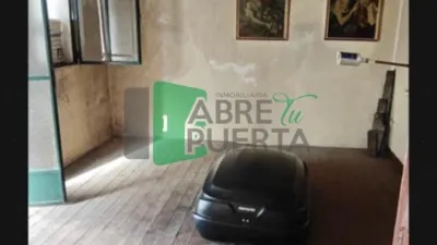 House in San Cibrao Das Viñas photo 3
