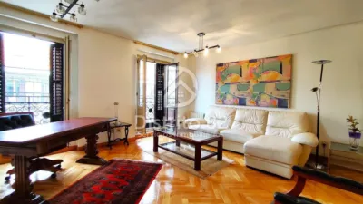 Apartment on Juan de Mena Street photo 3