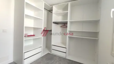 Apartment on Lepanto Street photo 17