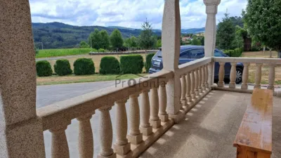 Casa – Santo Estevo - Más