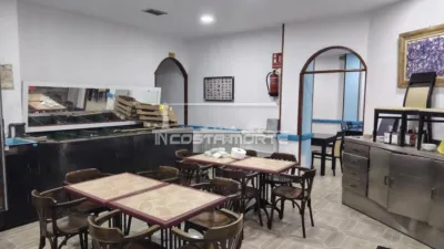 Local comercial en venta en Calle del Alcalde Fernández - Vista 4