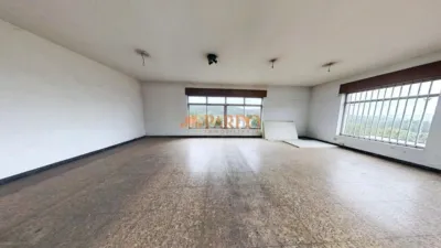 Edificio en venta en Barallobre - Más