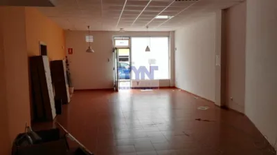 Local comercial en alquiler en Narón - Vista 2