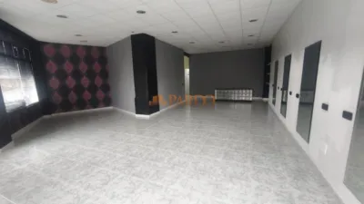 Local comercial en alquiler en Narón - Vista 3