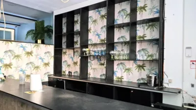 Local comercial en alquiler en Betanzos - Vista 2
