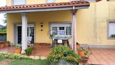 House on Crendes Street photo 86