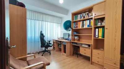 Apartment on Reis Católicos Street photo 11
