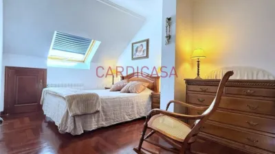 Dúplex en venta en Calle del Merlo, Casablanca-Calvario (Distrito Casco Urbano. Vigo) de 380.000 €