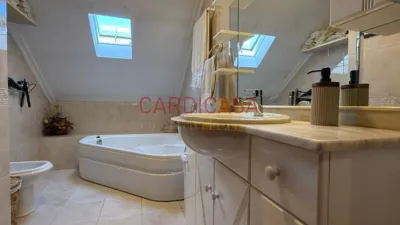 Dúplex en venta en Calle del Merlo, Casablanca-Calvario (Distrito Casco Urbano. Vigo) de 380.000 €