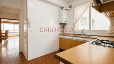 Piso en venta en Avenida de la Gran Vía, cerca de Calle de Zamora, Praza España-Zona Corte Inglés (Distrito Casco Urbano. Vigo) de 375.000 €