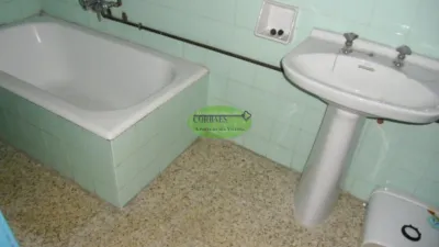 Casa en venta en Sarreaus, Sarreaus (Sarreaus) de 27.000 €