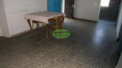 Casa en venta en Sarreaus, Sarreaus (Sarreaus) de 27.000 €