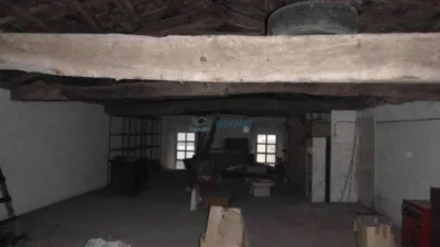 Local comercial en venta en Betanzos - Más