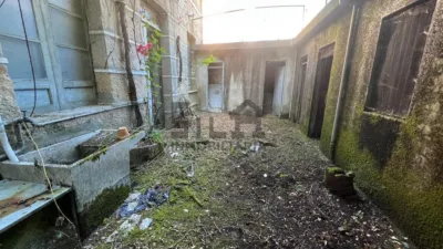 Casa en venta en Avenida de Balneario, cerca de Calle del Río Miño, O Carballiño de 130.000 €