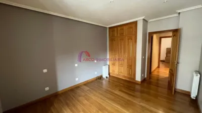 Apartment on Paseo de la Audiencia photo 11