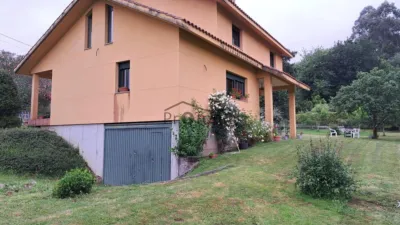 Casa en venta en Calle Lubre - Más
