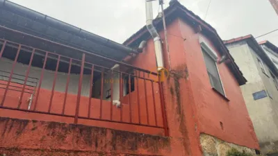 Casa en venta en Ourense, Vilar de Astrés-Palmés-Arrabaldo (Ourense Capital) de 85.000 €