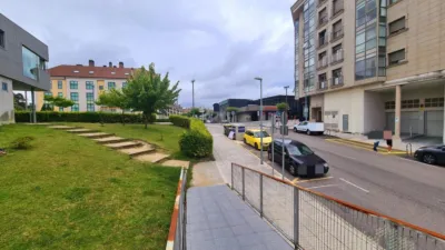 Garaje en alquiler en Ames - Vista 2