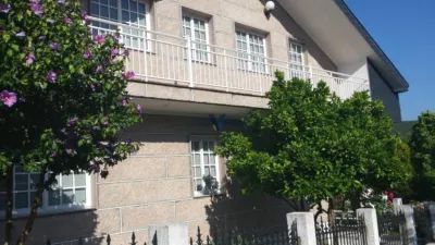 House in Toén photo 3
