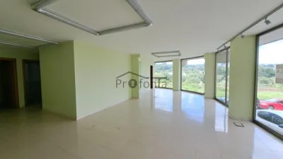 Local comercial en alquiler en Calle de Frade - Vista 3