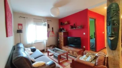Apartment on Valentín Palencia Street photo 12