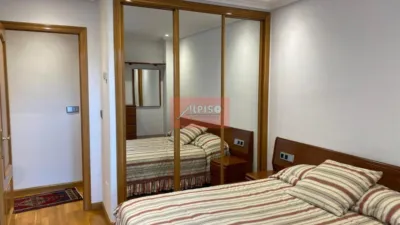 Piso en alquiler en Calle de San Miguel, Casco Vello (Ourense Capital) de 750 €<span>/mes</span>