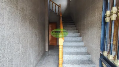 Chalet en venta en San Cibrao Das Viñas, San Cibrao Das Viñas (Capital). Municipio de San Cibrao das Viñas de 320.000 €