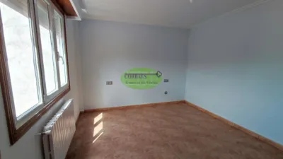 Chalet en venta en San Cibrao Das Viñas, San Cibrao Das Viñas (Capital). Municipio de San Cibrao das Viñas de 320.000 €