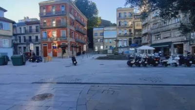 Apartamento en alquiler en Calle de Santiago, 2, Casco Vello (Distrito Casco Urbano. Vigo) de 850 €<span>/mes</span>