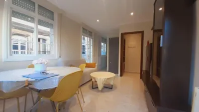 Apartamento en alquiler en Calle de Santiago, 2, Casco Vello (Distrito Casco Urbano. Vigo) de 850 €<span>/mes</span>