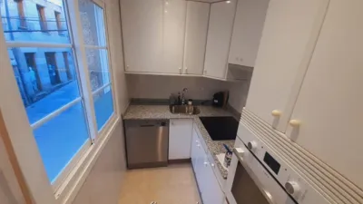 Apartamento en alquiler en Calle de Santiago, 2, Casco Vello (Distrito Casco Urbano. Vigo) de 850 €<span>/mes</span>