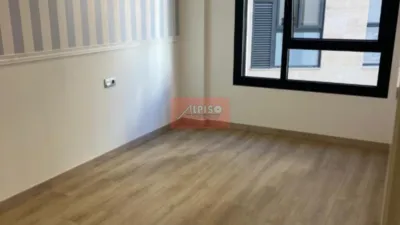 Piso en alquiler en Avenida de La Habana, cerca de Calle del Concello, Centro (Ourense Capital) de 950 €<span>/mes</span>