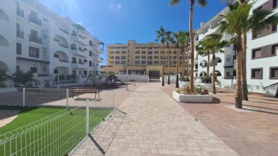 Apartment in Avenida Infanta Cristina, Urbanización Torre del Rame photo 31