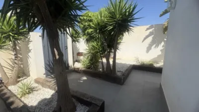 Chalet en calle de los Rosales photo 2