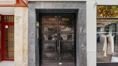 Apartment on Calle de Fernán González, 59 photo 3