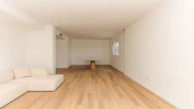 Chalet on Carrer de la Devesa, Girona photo 10