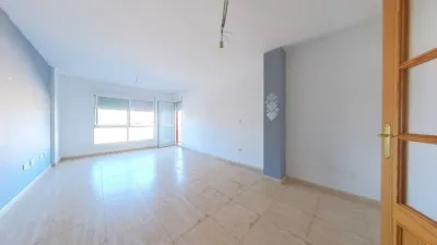 Apartment on Guillermo Simonelli Street photo 2