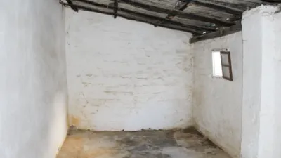 Casa en venta en Calle de Barrioseco, La Campana de 36.300 €