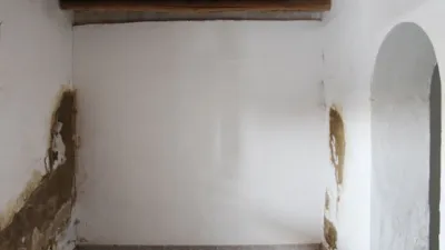 Casa en venta en Calle de Barrioseco, La Campana de 36.300 €