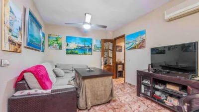 Apartment on Memphis Street photo 6