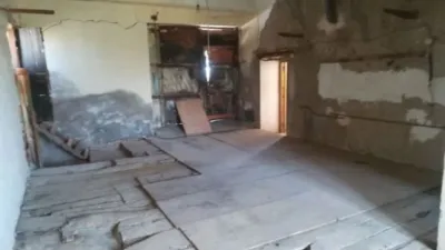 Chalet en venta en Calle de la Carretera, Sástago de 25.660 €