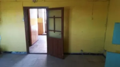Chalet en venta en Calle de la Carretera, Sástago de 25.660 €