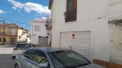 House for sale in Calle Nueva, Pinos Puente of 28.600 €