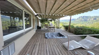 Chalet on Avinguda de Catalunya photo 3